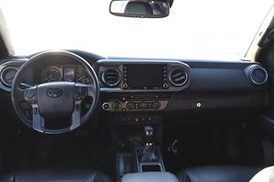 Voiture d'occasion fiable Toyota Tacoma TRD Off-Road Double Cab 4x4 2020 - Product Image 4