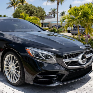 Mercedes-Benz S560 4Matic Coupé 2019 usado de primera calidad ~7,800 millas, V8 biturbo de 463 hp - Product Image 1