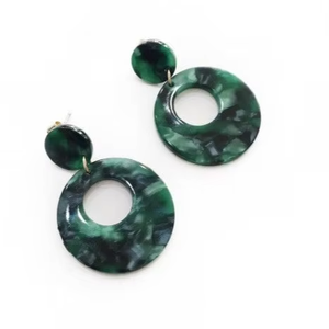 Pendientes de Resina de Lujo Hechos a Mano para Mujer, Duraderos, Altamente Pulidos, Brillantes, de Forma Ovalada, Estilo Ángel, Perlas Naturales, Artesanía - Product Image 1