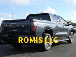 Usato 2026 GM-C Sierra EV Pickup Elettrico con Tetto Panoramico, Veicolo SUV Automatico - Product Image 2