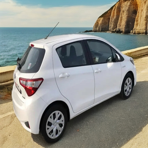 2025 toyotta vitzz-yariss เทอร์โบดีเซลซีดานกระปุกเกียร์อัตโนมัติเบาะหนังควบคุมความเร็วคงที่พวงมาลัยซ้ายหลังคาโลหะส่งออก - Product Image 5