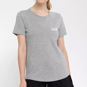 T-shirt pour femme au look quotidien contemporain, conçu pour une mobilité flexible avec une forme équilibrée et un aspect visuel frais - Product Image 3