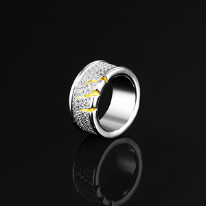 Anillo de Compromiso de Lujo de Plata de Ley 925 con Moissanita que Pasa la Prueba del Diamante, con Piedra Preciosa DEF de 0.5 Quilates - Product Image 1