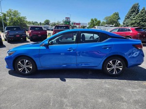 Nissan Sentra-SV 2023 Estándar de Fábrica, Sedán de 4 Puertas - Product Image 3