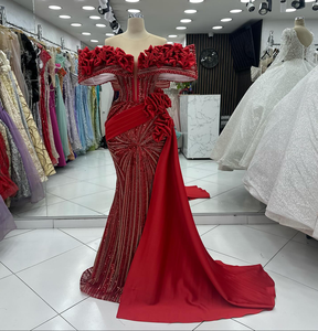 فستان سهرة أنيق وحالم من التول طويل بقصة منفوشة وأكمام قصيرة مع ياقة بفيونكة وتزيين بكشكشة للحفلات المسائية الرسمية وحفلات التخرج - Product Image 1