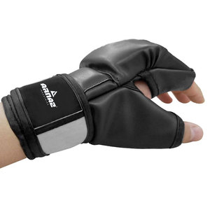 Guantes MMA de entrenamiento al por mayor de último diseño 2025, guantes MMA de diseño personalizado hechos por profesionales - Product Image 3