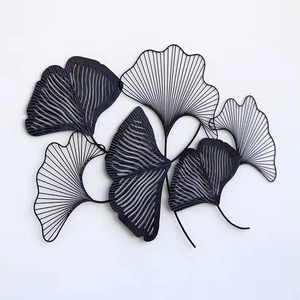 Arte de pared de Metal de hoja negra, acento decorativo elegante para sala de estar, dormitorio y espacios de oficina con un diseño moderno y elegante - Product Image 5