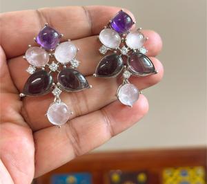 Pendientes de Aro Modernos con Circonitas Plateadas en Plata de Latón de la Mejor Calidad para Mujeres y Niñas, Ideales para Bodas y Fiestas - Product Image 4