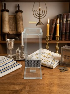 ที่วางไม้ขีดไฟอะคริลิคสุดหรูสำหรับไม้ขีดไฟยาว - ของขวัญยูดายิกาและของตกแต่งบ้านสำหรับจุดเทียน - Product Image 6