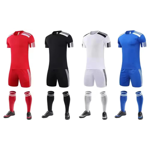 ชุดเสื้อฟุตบอลพิมพ์ลายดิจิทัลสำหรับผู้ใหญ่ คอกลม ระบายอากาศ แห้งเร็ว คุณภาพสูง ผลิตตามสั่ง ขายส่ง ผลิตจากโพลีเอสเตอร์ 100% - Product Image 4