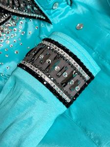 Hermosa camisa de espectáculo occidental de tafetán elástico Aqua Black Charcoal White Color Stone Detailing Collar Cuffs & Shoulders - Product Image 3