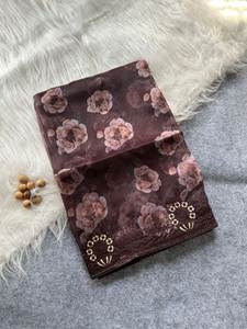 Sari de Organza con Estampado Floral y Bordado de Alta Demanda, Exportador y Proveedor Indio a Precio de Mayoreo - Product Image 5