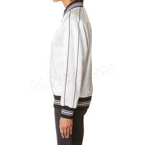 Blouson aviateur élégant pour femmes Design personnalisable sur toile unie Coton respirant Remplissage Service OEM disponible - Product Image 5