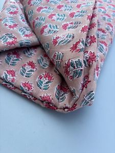 Nouveau tissu de Voile de coton naturel imprimé floral pour la robe des filles faisant le bloc de main Sanganer imprimé doux et pour la course - Product Image 3