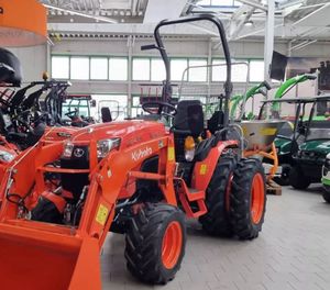 Tracteurs agricoles KUBOTA 4x4 70HP 95HP 100HP 130HP à vendre parfait pour votre agriculture - Product Image 5