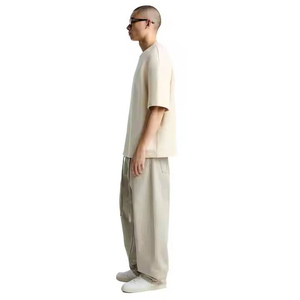 Venta al por mayor 100% algodón camiseta de los hombres de alta calidad liso ropa OEM con logotipo de impresión de gran tamaño de ajuste suelto y patrón sólido - Product Image 3