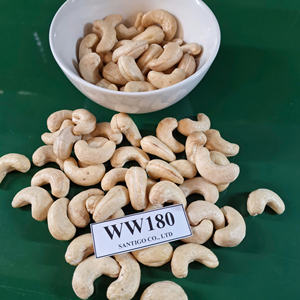 Santigo Kaju badam W180เม็ดมะม่วงหิมพานต์เมล็ดมะม่วงหิมพานต์ W180บรรจุภัณฑ์ ODM - Product Image 1