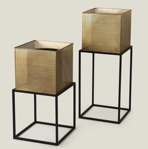 Hot Sale Gold <b>Square</b> Planter With Stand in Bulk Price For Restaurant Hotel Home Decor - Product Image 6