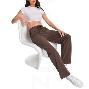 Pantalons de survêtement personnalisés, pantalons de survêtement évasés, vente en gros, impression personnalisée pour femmes, pantalons de survêtement respirants de haute qualité pour femmes - Product Image 5