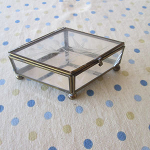 Boîte à bijoux en verre de luxe simple boîte à bagues en gros bague collier pendentif bracelet bijoux boîte à bagues pour fiançailles boîte en verre en métal - Product Image 1