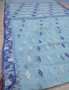 Exclusivo Saree Deshi Dhakai Azul Cielo Jamdani de Alta Calidad para Mujer, Tela Verde, Roja y Dorada, Bangladesh MTI JSF-063 Especial - Product Image 5