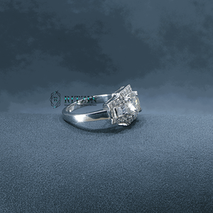 แหวนหมั้นสำหรับผู้หญิงแหวนหมั้นสไตล์ไม่เหมือนใครเพชรตัดสดใส - Product Image 5