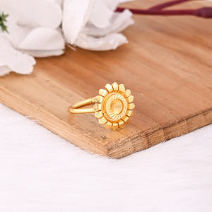 Fabricant en gros, bague simple en laiton plaqué or, bagues simples pour femmes, mode minimaliste, bague florale en laiton, cadeau pour un usage décontracté - Product Image 5