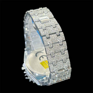 Reloj de Cuarzo de Lujo Royal Thorne de 44 mm con Diamantes, Esfera de Cristal de Zafiro, Completamente Adornado con Diamantes, Cierre Oculto, Caja de Acero Inoxidable para Hombre, 20 mm - Product Image 3