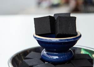 Cube de charbon de bois Shisha en coquille de noix de coco de haute qualité longue durée à chaleur élevée conceptions personnalisées vente en gros directe du bambou du Vietnam - Product Image 2