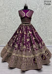 Seda pesada de nuevo diseñador con bordado Dori y trabajo de diamantes y costura con CanCan Party wear Lehenga choli - Product Image 4