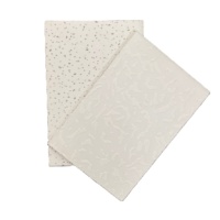 Autocollant de plafond 3D moderne de haute qualité, prix bas, carreaux en fibro-ciment, silicate de calcium pour la rénovation d'appartements, construction