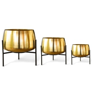 Macetas exclusivas de metal hechas a mano, eleva tu espacio con diseños de moda, macetas colgantes para balcón, sala de estar - Product Image 1