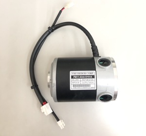 Motor Freerider de 4 polos 600W 5100RPM, para scooters de movilidad, de 2 vías - Product Image 1