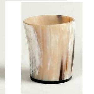 Cuerno Natural de diseño antiguo, oso de cristal corto, copa de cuerno para beber, hecho a mano, pulido, resistente al agua, calidad de exportación desde la India - Product Image 1