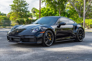 Porsche 911 Turbo S Coupé 2022 Usado en Excelentes Condiciones - Product Image 3
