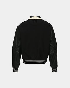 แจ็คเก็ตบอมเบอร์ผู้ชายปี 2026 สไตล์ไฮสตรีทสำหรับฤดูใบไม้ร่วงและฤดูหนาว ดีไซน์ตัดต่อสีตัดกัน ทรงบ็อกซี่  สั่งซื้อขั้นต่ำจำนวนน้อย - Product Image 3