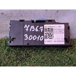 AUX TAKEN/USB MERCEDES Classe C (W205) (2013-) A2058200126 626951(R9M) (13>) - Product Image 2