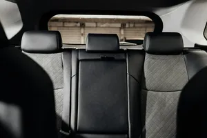 2025 T0Y00TAA RV4 SUV Petrol Auto matic Leather Seats Turbo Engine - Product Image 4