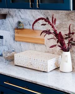 กล่องเก็บเครื่องประดับทรงสี่เหลี่ยมผืนผ้า งานฝีมือเรซิ่นประดับมุก ดีไซน์หรูหราทันสมัย ใช้เป็นถาดเสิร์ฟตกแต่งได้อย่างสวยงาม - Product Image 3