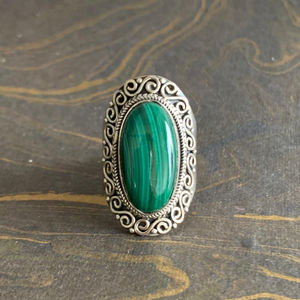 แหวนมอยซาไนต์เมลาไคต์ขนาดใหญ่ 9.3 กรัม - Product Image 1