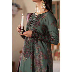 Iznik <b>Festive</b> Chiffon Lawn Dress for Summer 2025 - Product Image 5