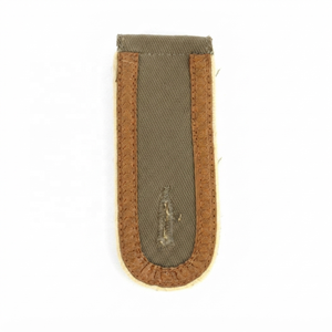 Épaulettes personnalisées brodées de qualité supérieure avec fixation auto-agrippante pour uniforme - Product Image 4