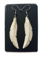 Boucles d'oreilles en os fabriquées à la main Boucles d'oreilles à breloques à la mode Bijoux ethniques à la mode Accessoires de mode élégants et intemporels par Super Enterprises