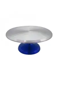 Support à gâteau en métal bronze moderne et personnalisable, respectueux de l'environnement, pour cadeaux personnalisés, provenant d'un fournisseur indien pour l'exportation en gros - Product Image 5