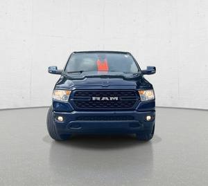 Usado 2024 RAM 1500 Big Horn Crew Cab 4WD - Product Image 2