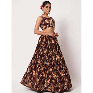 Elegante Lehenga Choli de Seda con Estampado Floral Morado para Recepciones y Bodas - Product Image 4