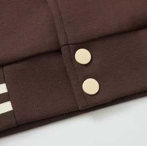 แจ็กเก็ตเบสบอลผ้าคอตตอนปักลายสำหรับผู้ชายเสื้อแจ็กเก็ตแฟชั่นแบบลำลองมีกระดุมสำหรับฤดูหนาว - Product Image 3