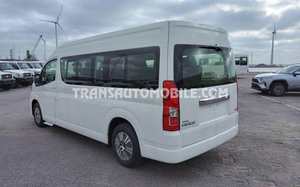 Toyota Hiace HIGH ROOF 2.8L Diesel d'occasion - Product Image 2