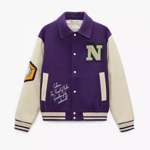 เสื้อแจ็กเก็ตบอมเบอร์สำหรับผู้ชายเสื้อเบสบอลแบบปักลายตัวอักษรอะนิเมะคอตั้ง - Product Image 1