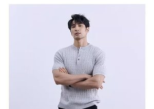 Chaqueta de suéter con capucha personalizable para hombre, nuevo estilo, suéter de punto suelto e informal para parejas, prenda superior informal - Product Image 6